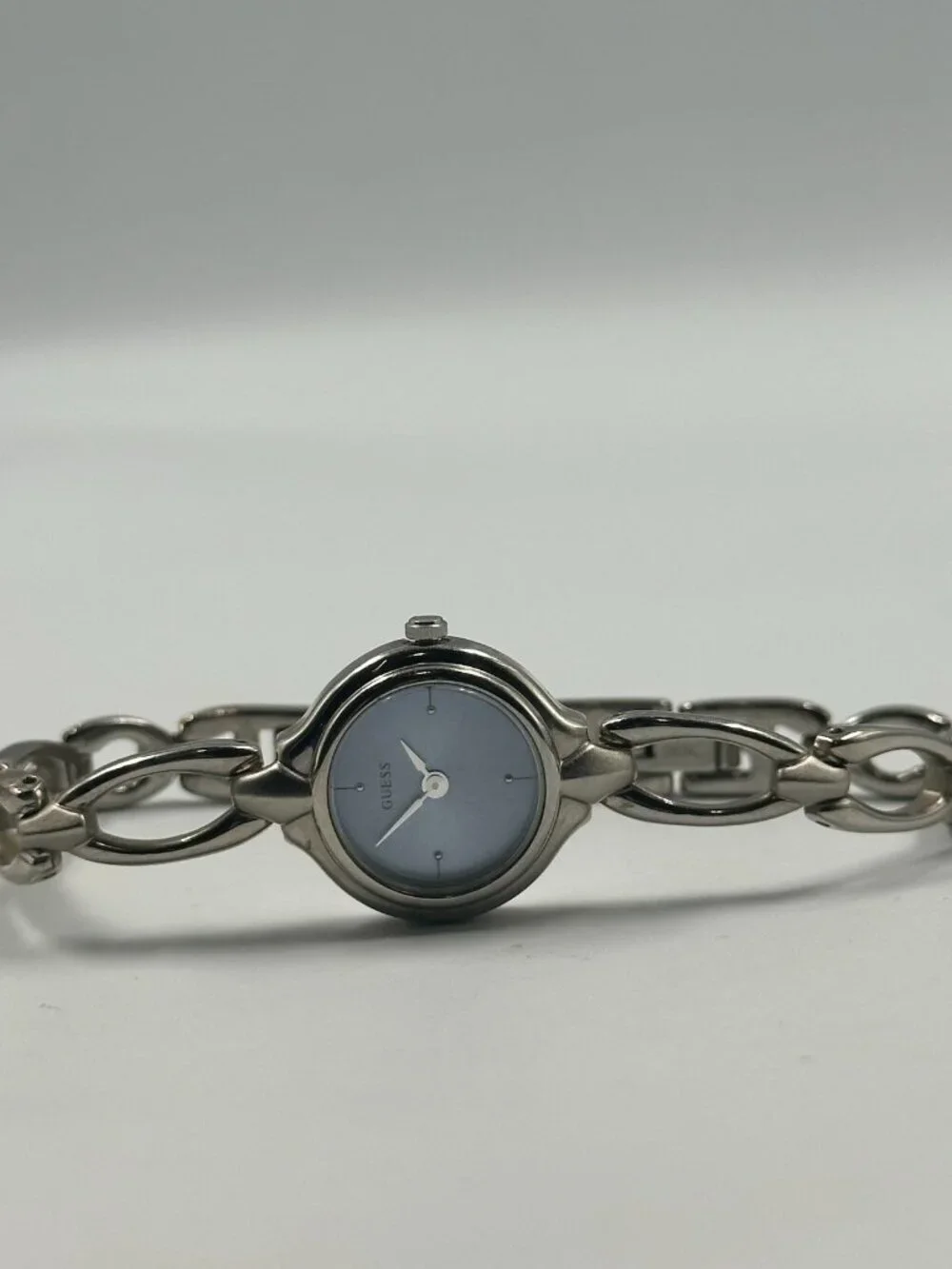 Guess Watch Women Silver Tone Small Blue Dial 19MM New Battery 7.25 Inch
